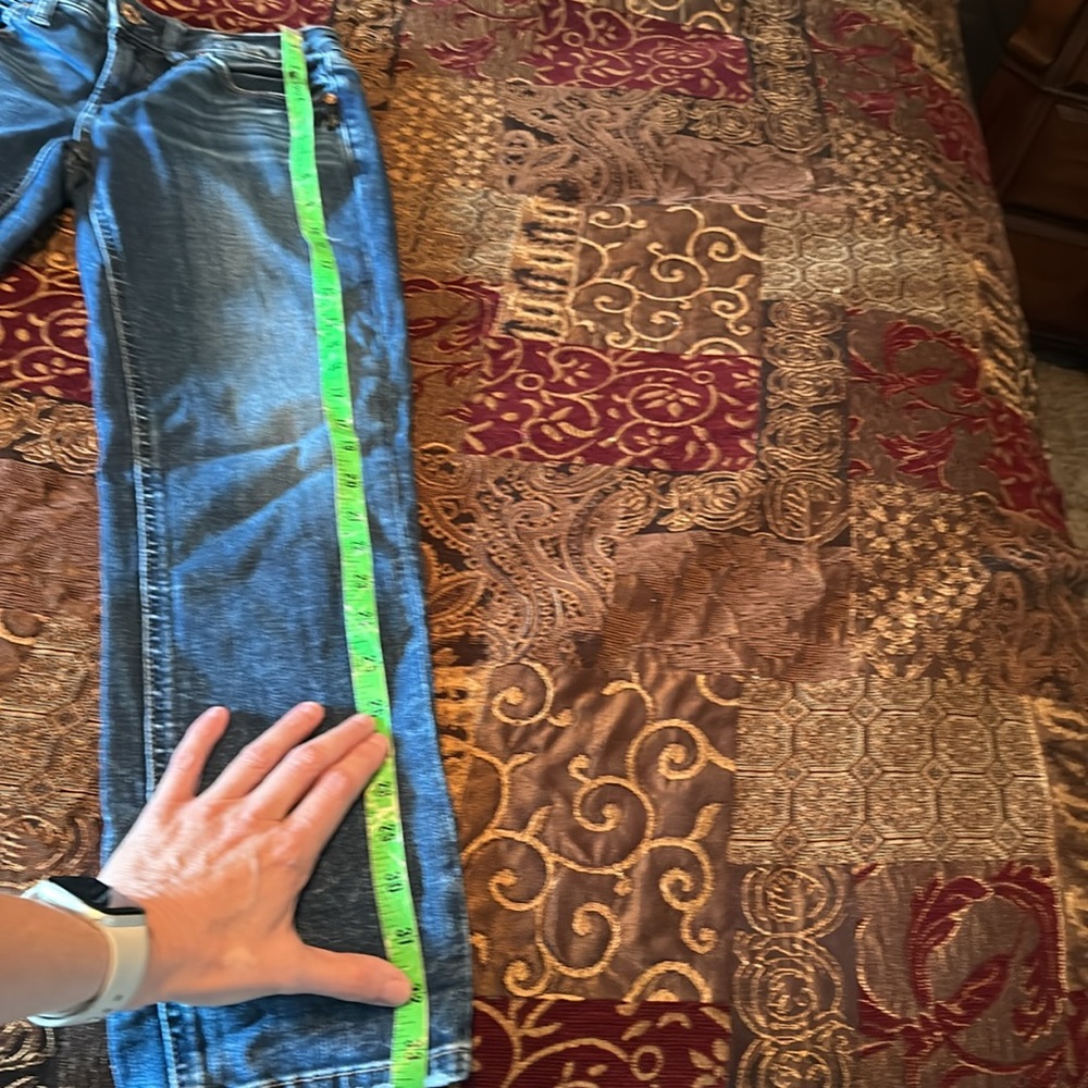 Silver Jeans Sulki Capri - Picture 7 of 12